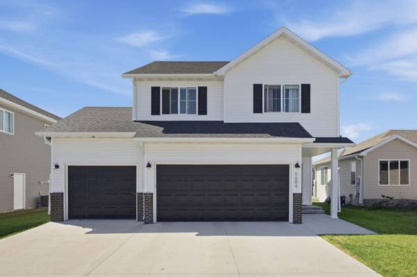 6684 Toronto DR S, Fargo, ND 58104