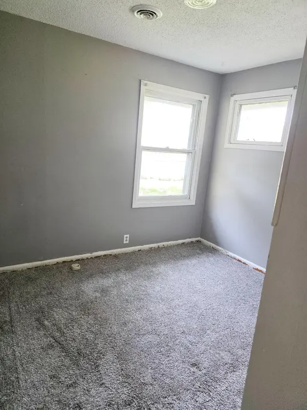 704 Dover ST, Worthington, MN 56187