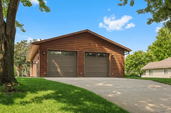 1215 35th AVE N, Saint Cloud, MN 56303