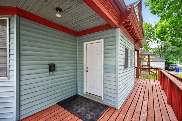 446 Virginia ST, Saint Paul, MN 55103