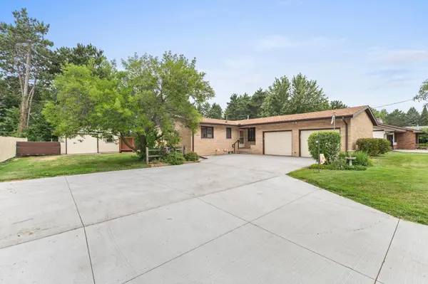 345 Sunset LN N, Cambridge, MN 55008