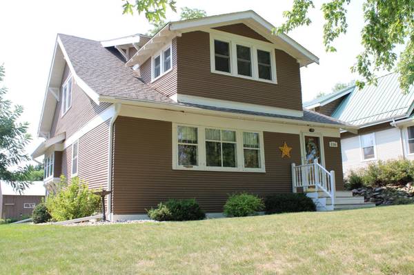 116 Grant ST S, Lake Benton, MN 56149