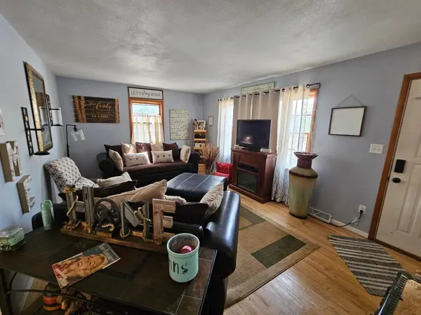 1322 19th ST S, Moorhead, MN 56560