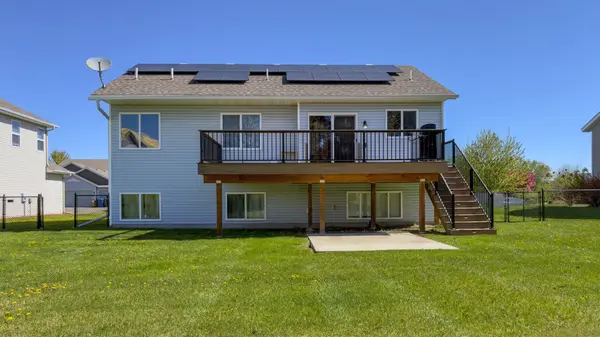 10695 51st ST NE, Albertville, MN 55301