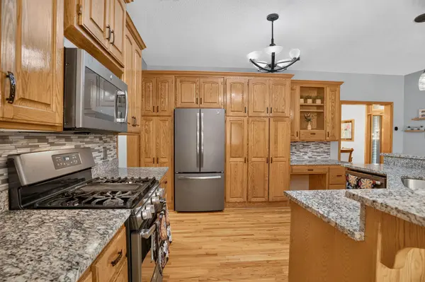 11125 Woods TRL N, Champlin, MN 55316