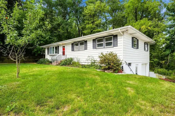 513 7th ST, Hudson, WI 54016