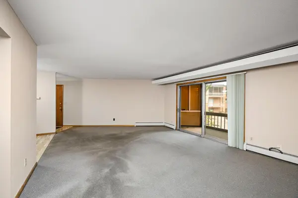 5400 Three Points BLVD #326, Mound, MN 55364