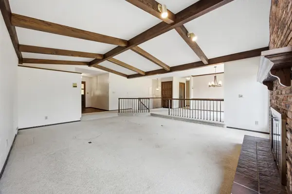 120 Prairiewood DR S, Fargo, ND 58103