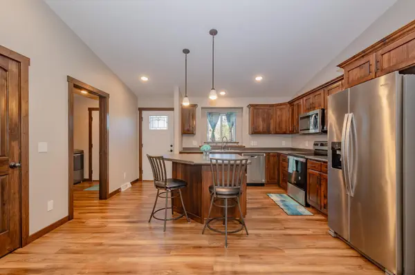 92 Birch AVE, Alexandria, MN 56308