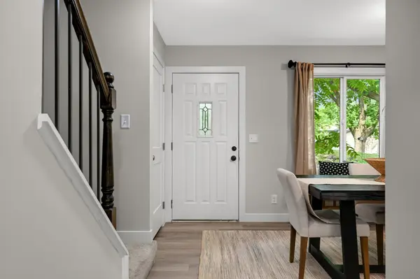 365 W Eagle Lake DR, Maple Grove, MN 55369