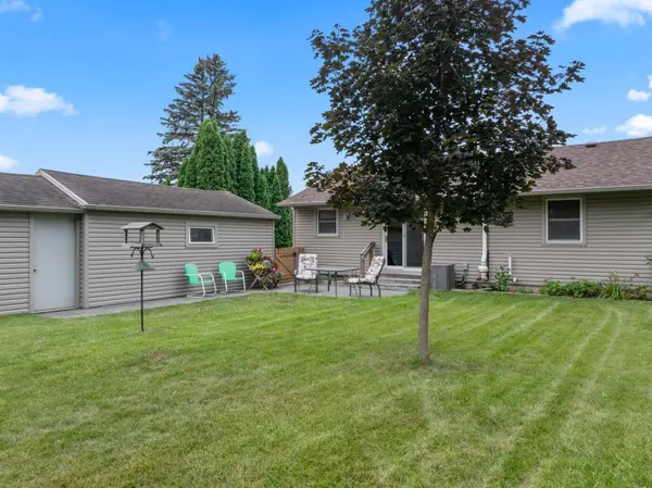 1004 14th AVE NE, Rochester, MN 55906