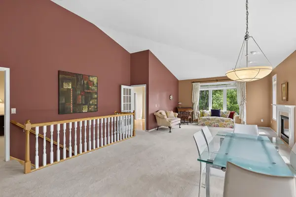 13364 Hummingbird DR, Apple Valley, MN 55124