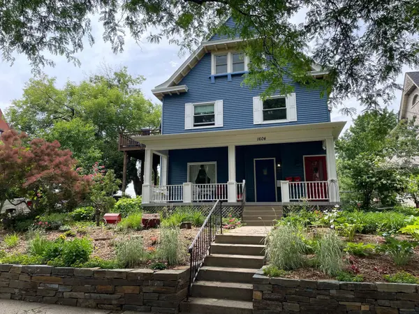 1604 Elliot AVE, Minneapolis, MN 55404