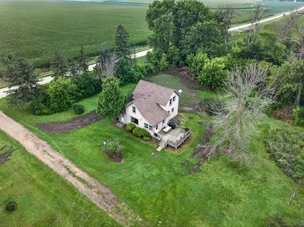 33286 650th AVE, Sargeant, MN 55973
