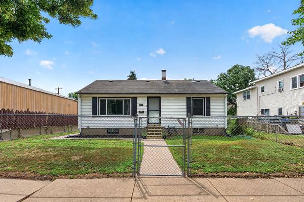 474 Hopkins ST, Saint Paul, MN 55130