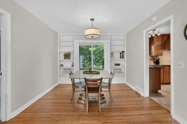 507 N Maple ST, Chaska, MN 55318