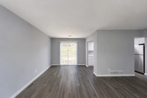 7797 Woodpark BLVD, Woodbury, MN 55125