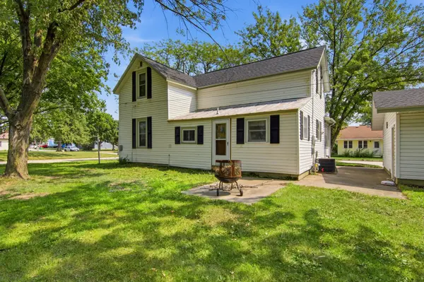 808 Bailey AVE, Wabasha, MN 55981
