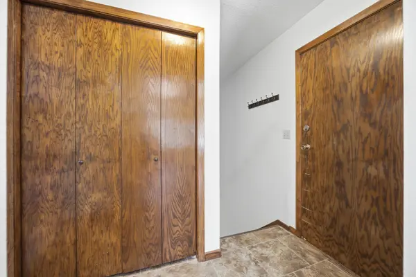2440 15 ST S #Unit B104, Fargo, ND 58103