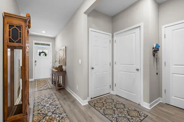 8249 183rd ST W, Lakeville, MN 55044