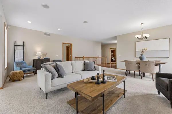 17461 Haralson DR, Eden Prairie, MN 55347
