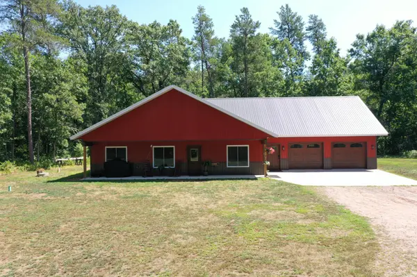 14662 Oeltjen RD, Grantsburg, WI 54840