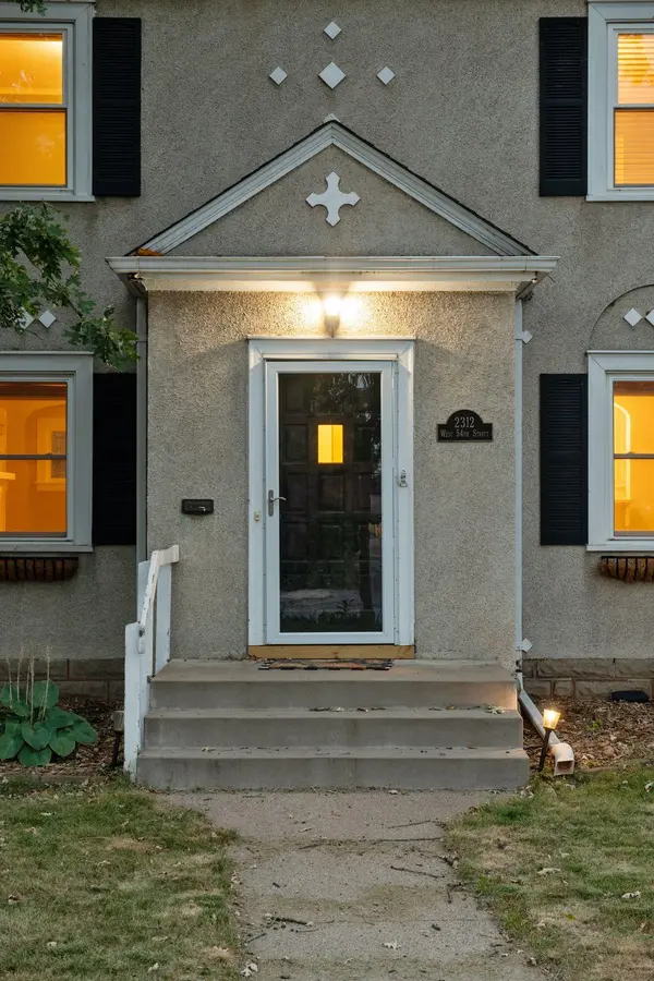 2312 W 54th ST, Minneapolis, MN 55410