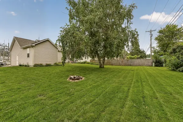 113 1st ST SW, Dodge Center, MN 55927