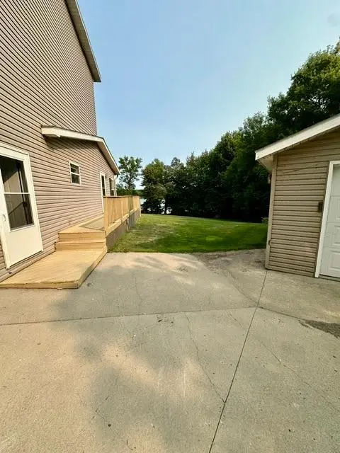 22273 Peterson LN, Detroit Lakes, MN 56501