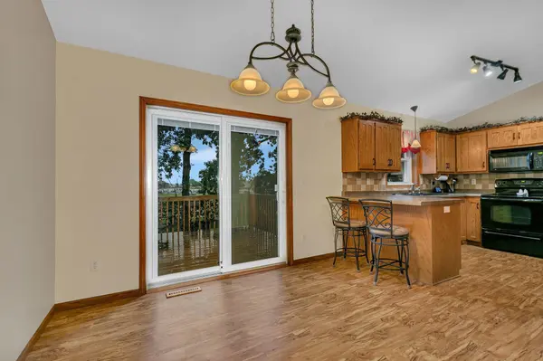 801 Sunwood Park DR, Waite Park, MN 56387