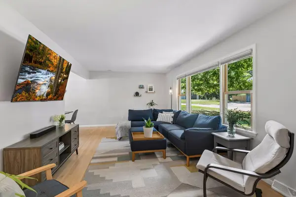 4147 Hull RD, Minnetonka, MN 55305