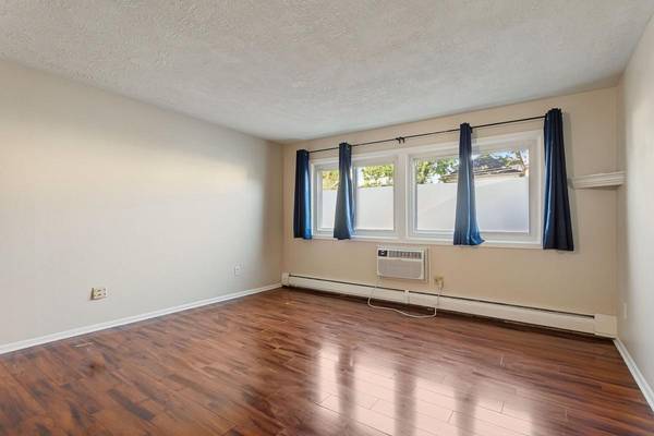 2616 Harriet AVE #110, Minneapolis, MN 55408