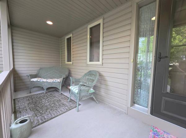 1015 Bluestem LN, Lester Prairie, MN 55354
