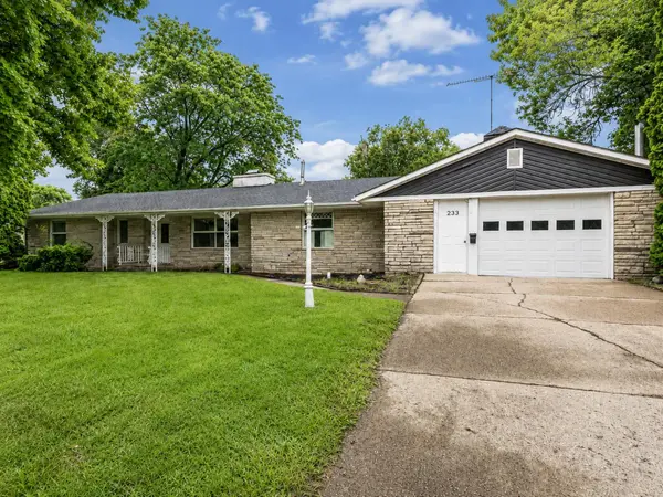 233 2nd ST SE, Madelia, MN 56062
