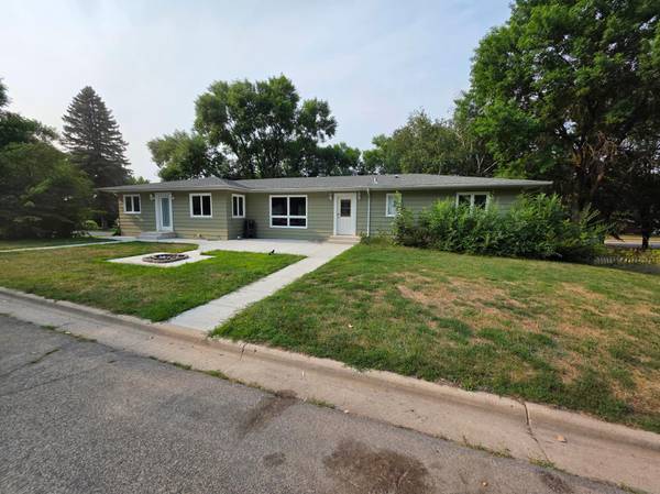 401 1st AVE SE, Pelican Rapids, MN 56572