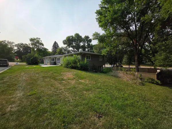 401 1st AVE SE, Pelican Rapids, MN 56572