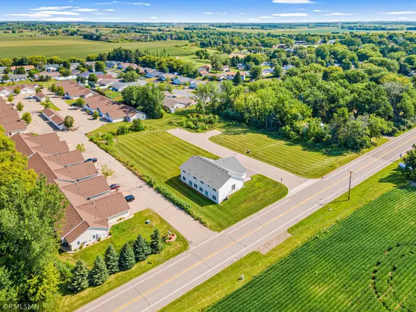 679-685 Heritage LN, Hammond, WI 54015