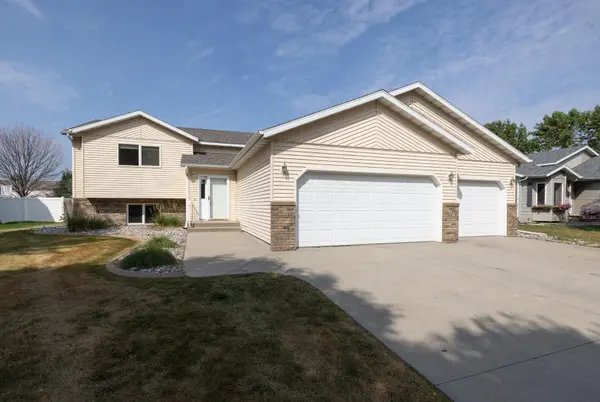 3609 Westmoor BLVD, Moorhead, MN 56560