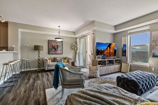 660 N 2nd ST #410, Minneapolis, MN 55401