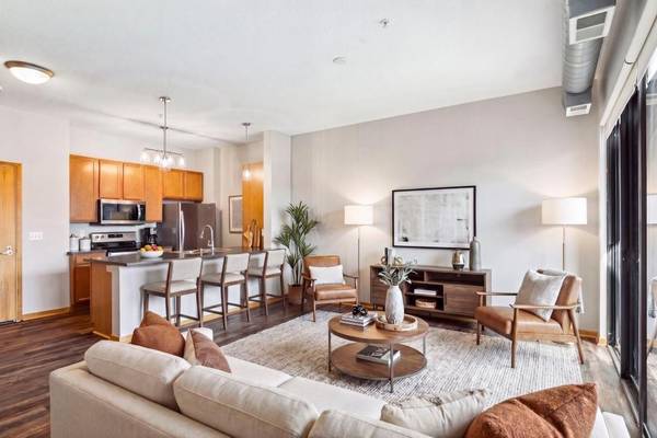 4525 Park Commons Dr #205, Saint Louis Park, MN 55416