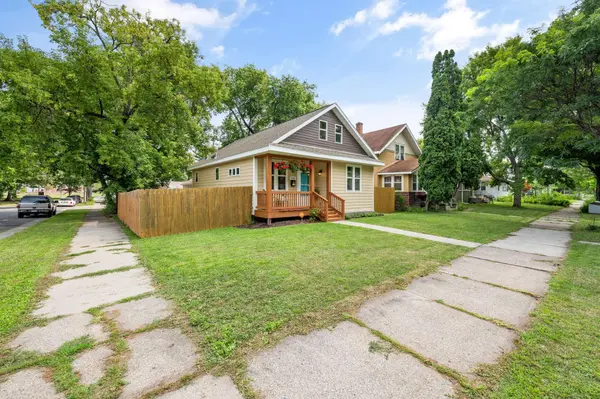 1730 Newton AVE N, Minneapolis, MN 55411