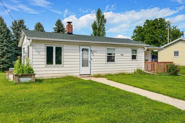 251 Dupont AVE NE, Hector, MN 55342