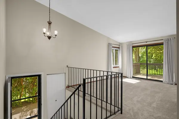 132 W Eagle Lake DR, Maple Grove, MN 55369