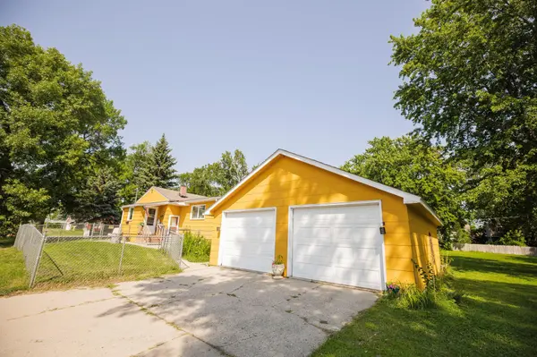 511 W 11th ST, Morris, MN 56267