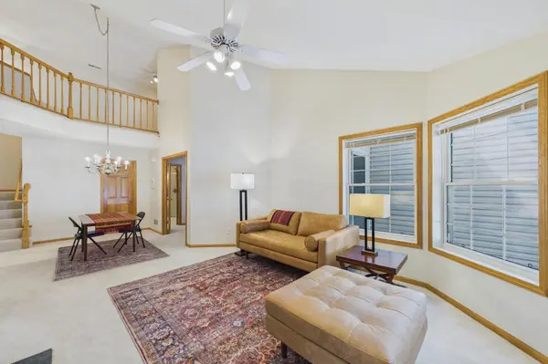 1744 Maple CT, Falcon Heights, MN 55113