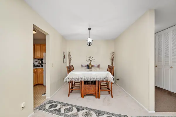 10211 Cedar Lake RD #204, Minnetonka, MN 55305