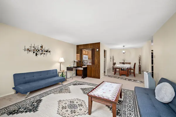 10211 Cedar Lake RD #204, Minnetonka, MN 55305