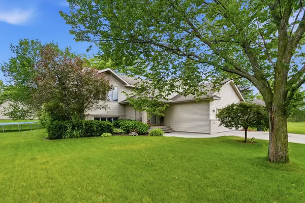 1210 E Baker ST, Saint Joseph, MN 56374