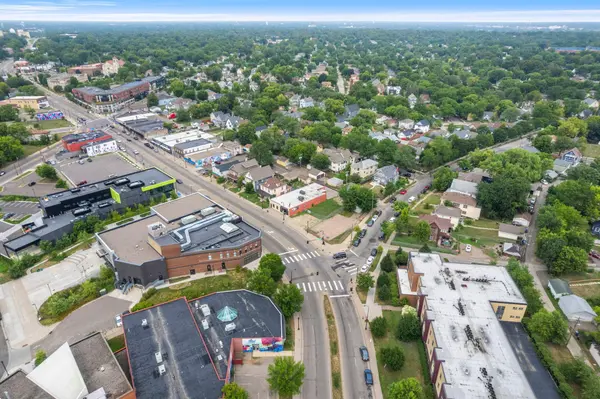 2038 W Broadway AVE, Minneapolis, MN 55411