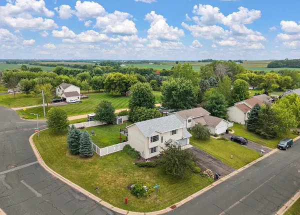 1300 Brookhaven DR, Hammond, WI 54015